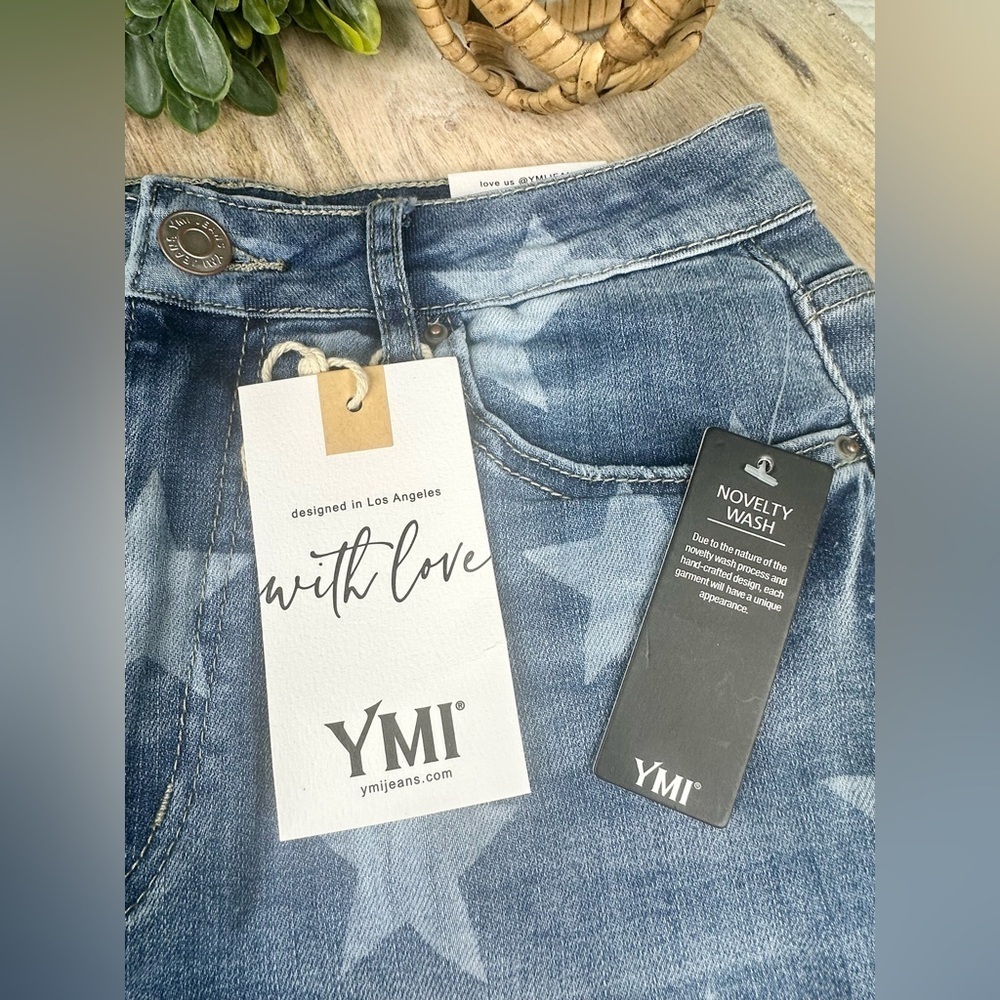 YMI Star Print High-Rise Denim Shorts Size 5/27 NWT - Picture 10 of 14